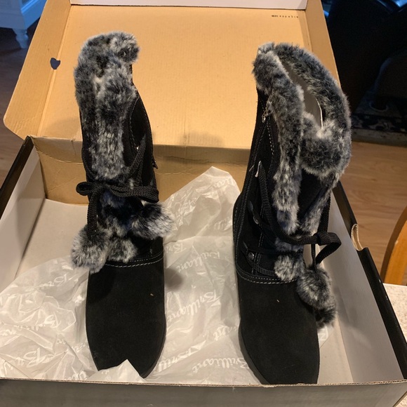 Suede winter booties - Picture 3 of 8